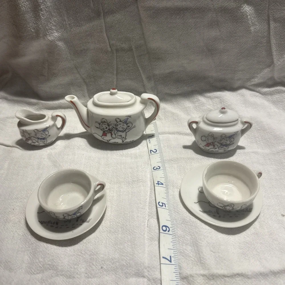 Child's‎ Tea set Dancing Mice Motif (vintage) Teapot,creamer,sugar,2cups&saucers